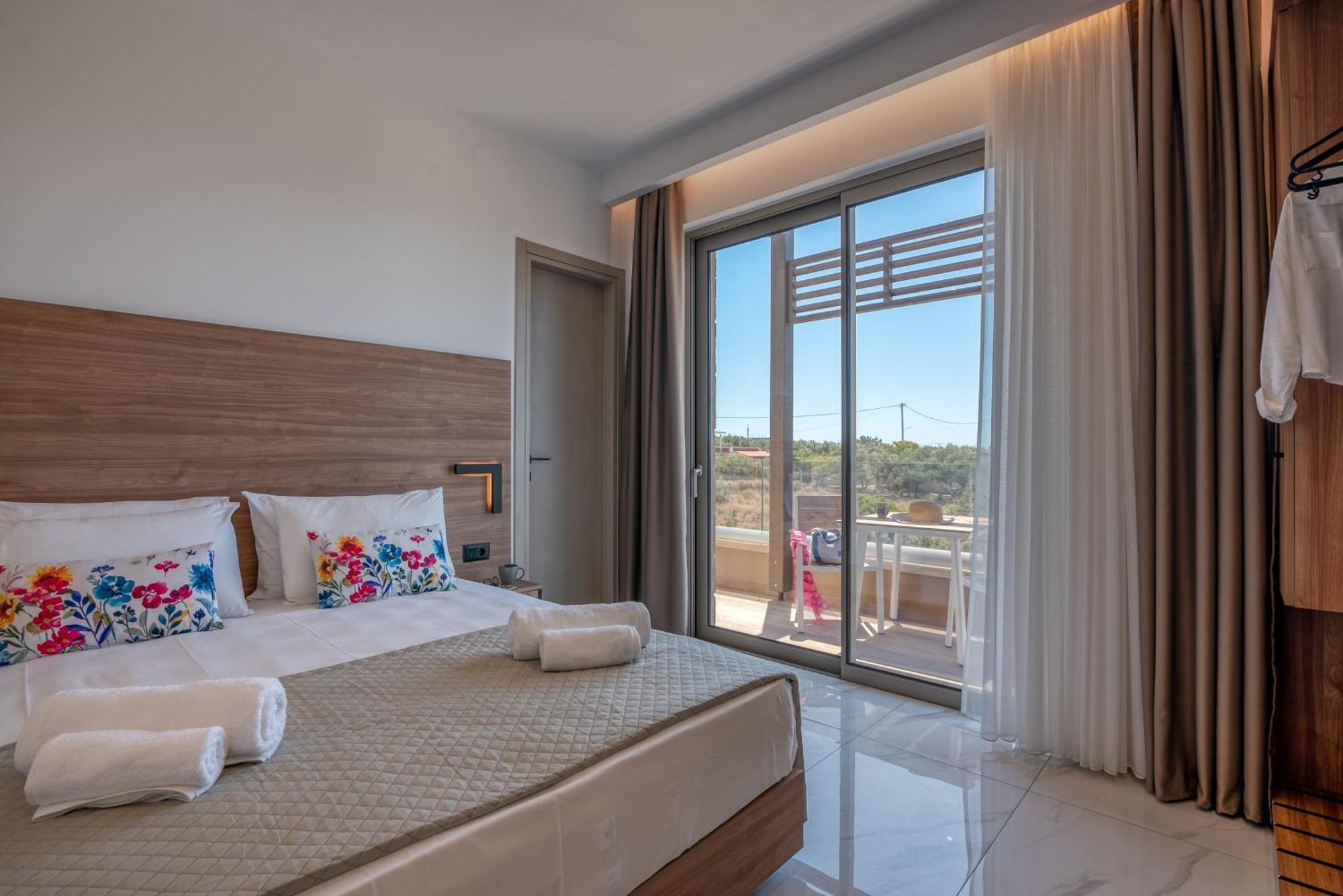 Xasteria Hotel เอลาโฟนีซี ภายนอก รูปภาพ
