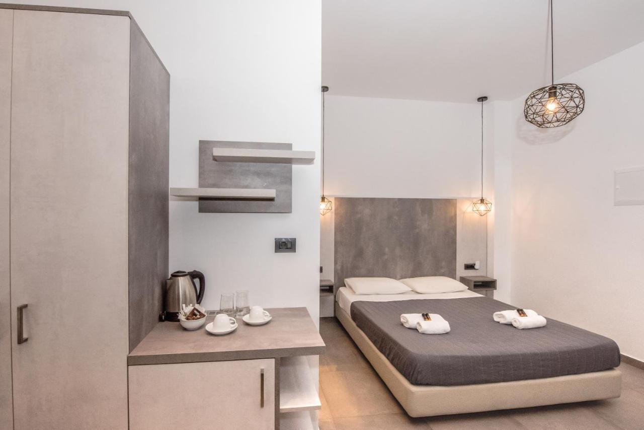 Xasteria Hotel เอลาโฟนีซี ภายนอก รูปภาพ